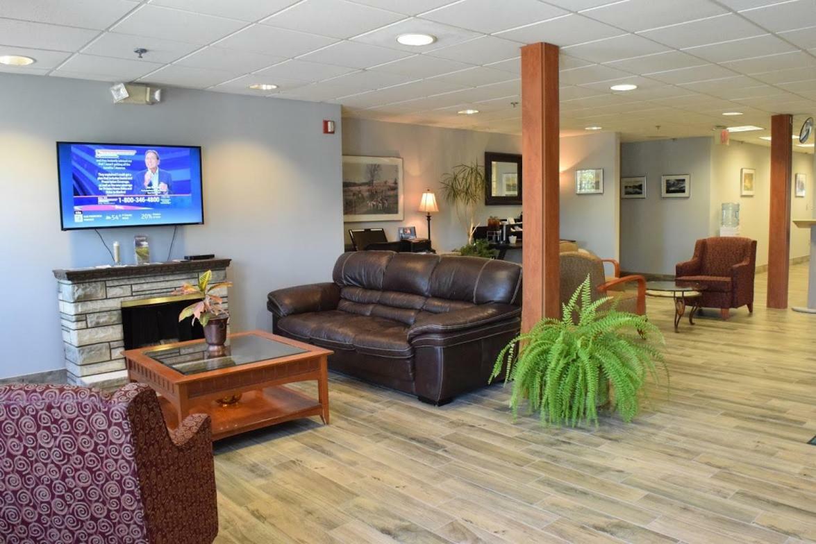 Inn At The Finger Lakes Auburn Extérieur photo