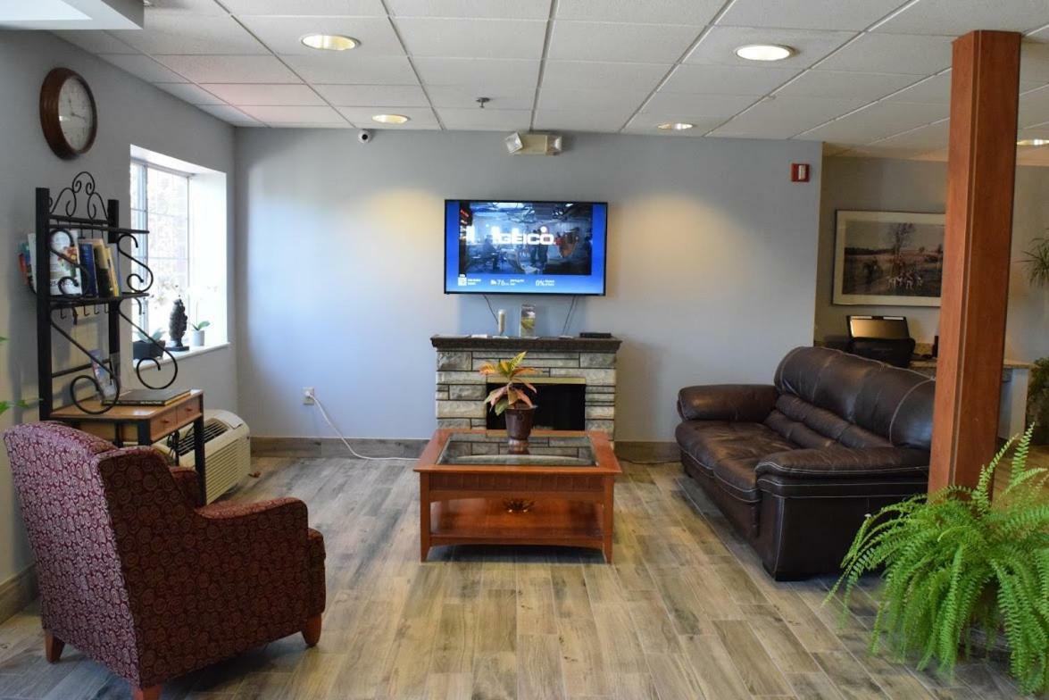 Inn At The Finger Lakes Auburn Extérieur photo