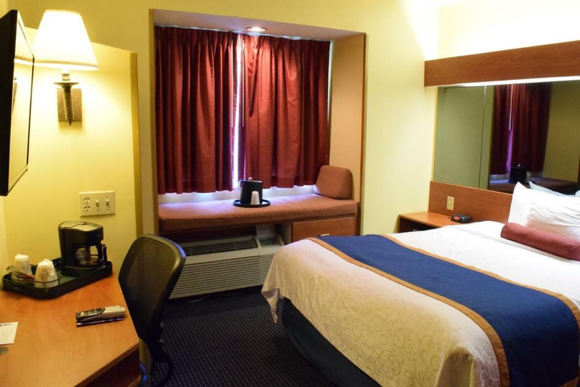 Inn At The Finger Lakes Auburn Extérieur photo