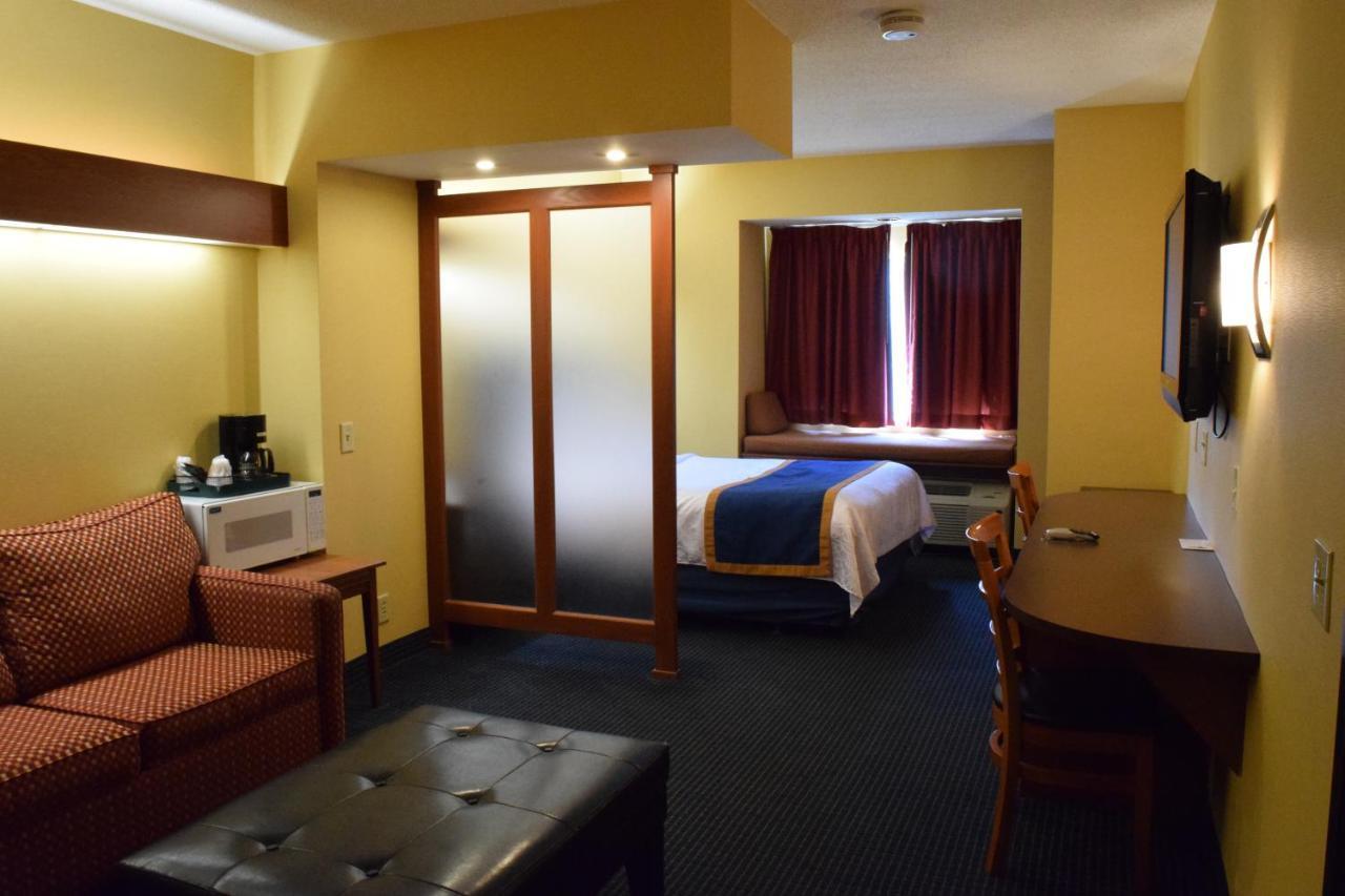 Inn At The Finger Lakes Auburn Extérieur photo